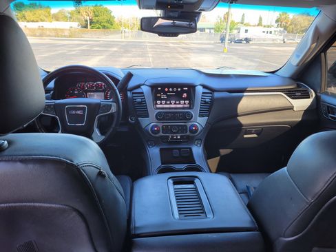 Certified 2016 GMC Yukon SLT image 14