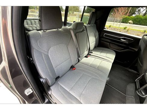 Used 2022 RAM 1500 Big Horn AWD/4WD image 26