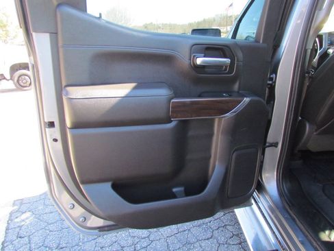 Used 2019 GMC Sierra 1500 SLT w/ SLT Premium Plus Package AWD/4WD image 13