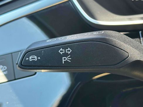 Used 2024 Audi Q3 2.0T Premium image 22