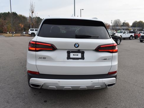 Used 2023 BMW X5 sDrive40i w/ Premium Package image 8