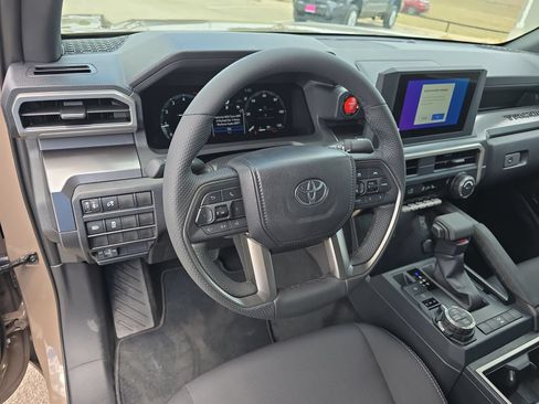 New 2026 Toyota Tacoma TRD Off-Road AWD/4WD image 12