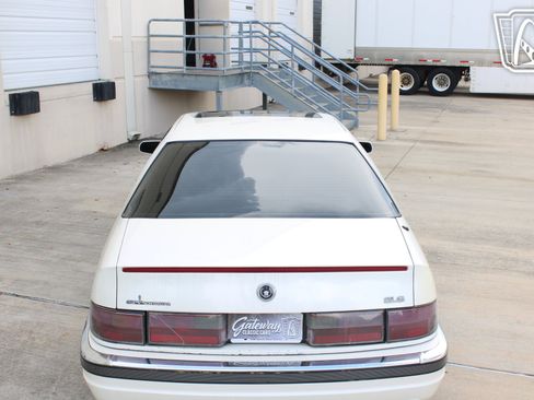 Used 1996 Cadillac Seville SLS FWD image 24