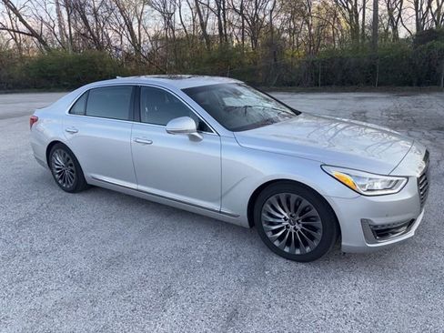 Used 2019 Genesis G90 3.3T Premium image 2