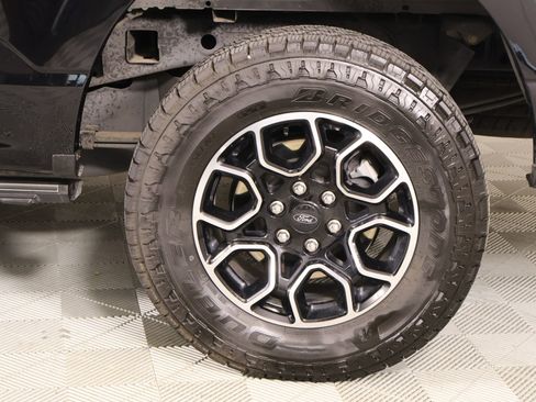 Used 2021 Ford F150 Lariat w/ Equipment Group 502A High AWD/4WD image 23