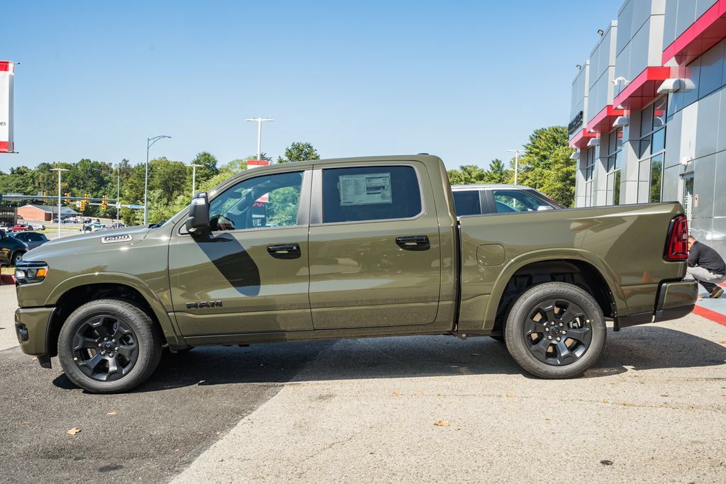 New 2027 RAM 1500 4x4 Crew Cab image 4