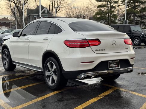 Used 2018 Mercedes-Benz GLC 300 4MATIC Coupe image 5