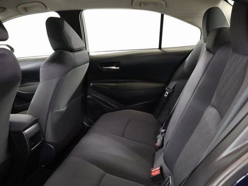 Used 2020 Toyota Corolla LE image 27