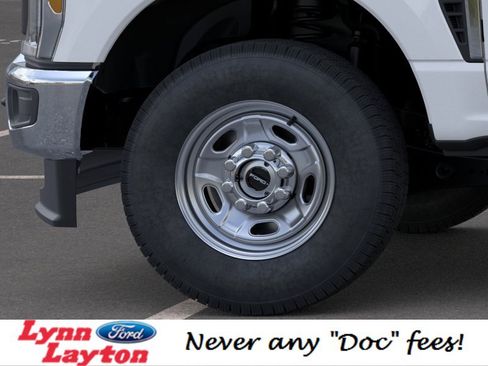 New 2026 Ford F250 XL image 19