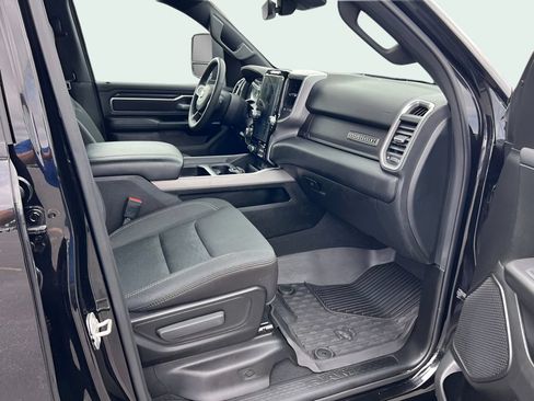 Used 2025 RAM 1500 Big Horn AWD/4WD image 19