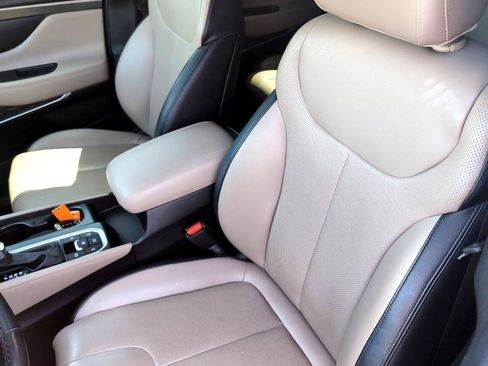 Used 2019 Hyundai Santa Fe FWD image 18