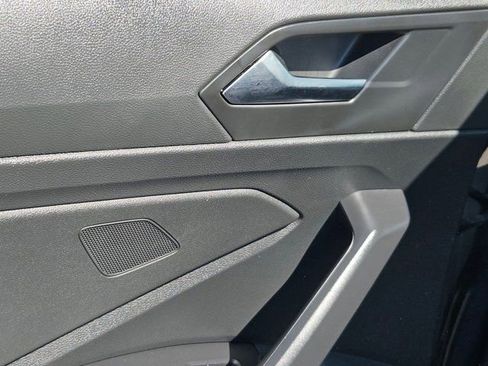 Used 2025 Volkswagen Jetta S image 27