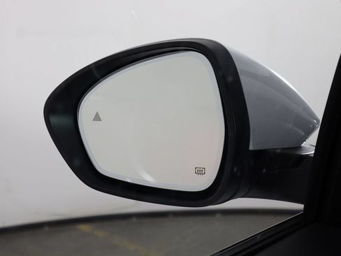 Used 2023 Alfa Romeo Stelvio Ti AWD/4WD image 44