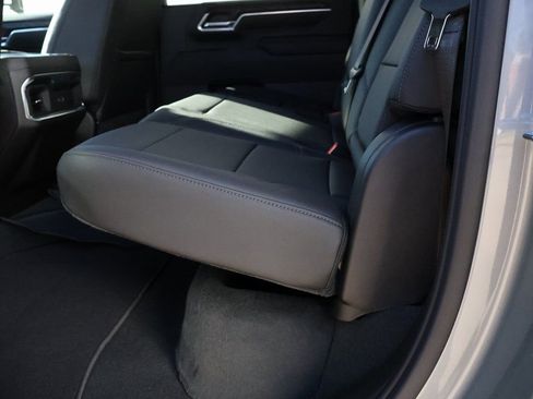 New 2026 GMC Sierra 2500 SLT w/ SLT Convenience Package image 23