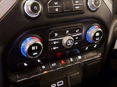 Used 2020 GMC Sierra 1500 SLE w/ SLE Convenience Package image 15