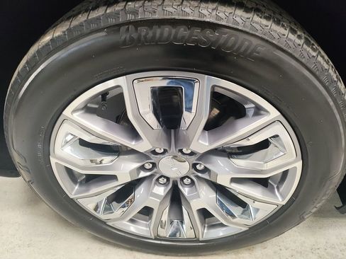 Used 2025 GMC Sierra 1500 Denali w/ Denali Reserve Package image 17