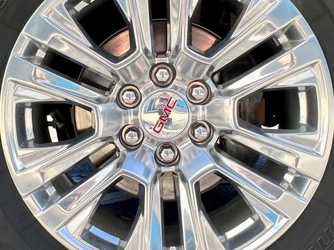 Used 2023 GMC Sierra 1500 Denali w/ Technology Package image 17