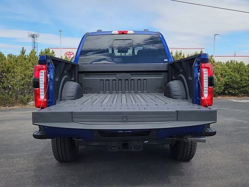 New 2026 Ford F250 Lariat w/ Black Appearance Package image 17