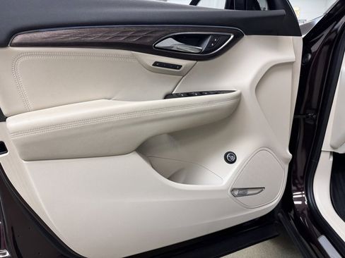 Used 2023 Buick Envision Avenir image 8