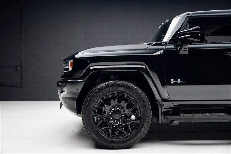 Used 2024 GMC Hummer EV 2X w/ LPO, Illumination Package AWD/4WD image 62