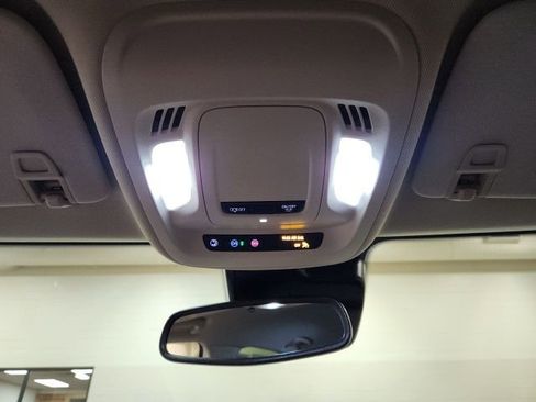 Certified 2023 Buick Envision Preferred image 17