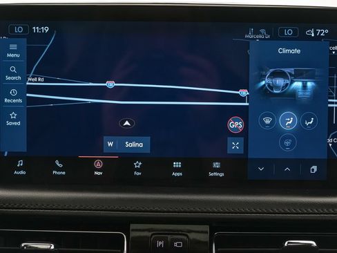 Used 2023 Lincoln Nautilus Reserve w/ Monochromatic Package AWD/4WD image 17