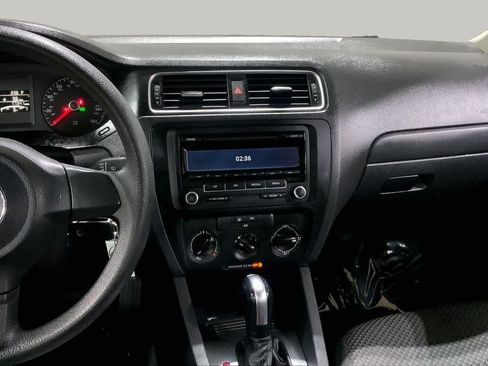 Used 2014 Volkswagen Jetta S FWD image 7