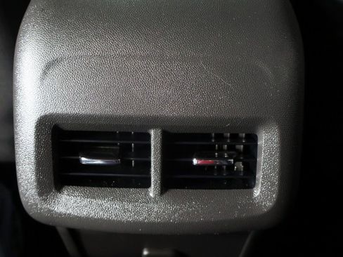 Used 2023 Chevrolet Equinox LT AWD/4WD image 45
