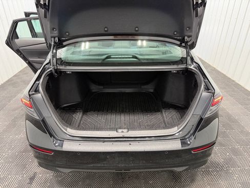 Used 2023 Honda Accord EX-L image 12