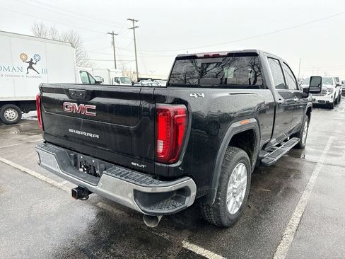 Used 2021 GMC Sierra 2500 SLT w/ SLT Preferred Package AWD/4WD image 12