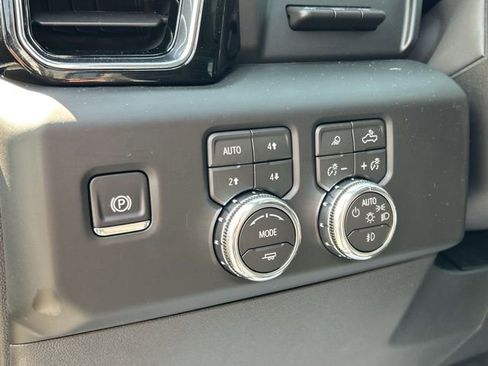 New 2026 GMC Sierra 1500 Denali w/ Technology Package AWD/4WD image 31