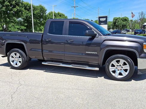 Used 2015 GMC Sierra 1500 SLE w/ SLE Value Package AWD/4WD image 2