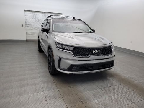 Used 2022 Kia Sorento EX w/ Panoramic Sunroof Package FWD image 13