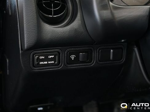 Used 1996 MAZDA MX-5 Miata RWD image 28