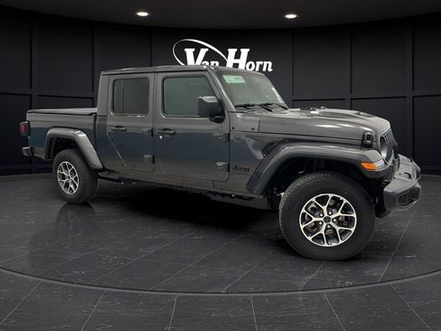 New 2026 Jeep Gladiator Sport AWD/4WD image 1