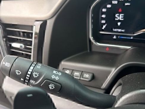 Used 2025 GMC Sierra 1500 Denali AWD/4WD image 10
