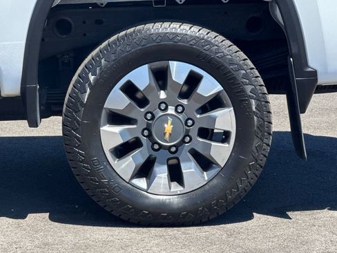 Used 2024 Chevrolet Silverado 2500 Custom w/ Custom Value Package AWD/4WD image 25