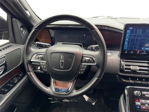 Used 2023 Lincoln Navigator Reserve image 57