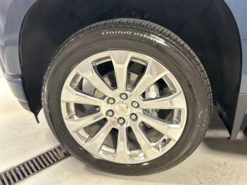 Used 2020 Chevrolet Silverado 1500 High Country AWD/4WD image 9