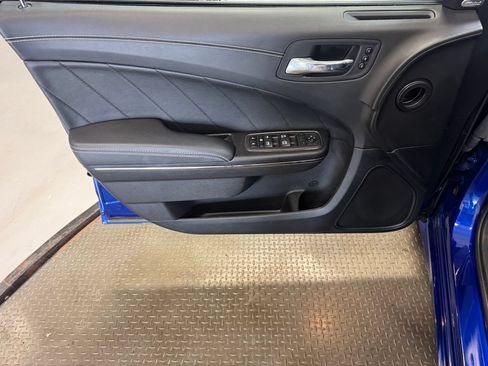 Used 2022 Dodge Charger SRT Hellcat RWD image 7