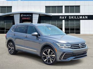 Used 2022 Volkswagen Tiguan SEL R-Line AWD/4WD 360° Tour