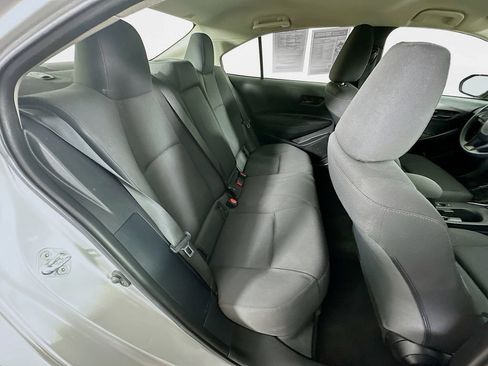 Used 2024 Toyota Corolla LE FWD image 32