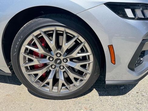 Used 2024 Ford Mustang GT Premium RWD image 2