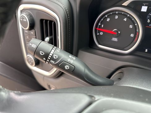 Used 2022 Chevrolet Silverado 1500 High Country w/ Safety Package II image 16