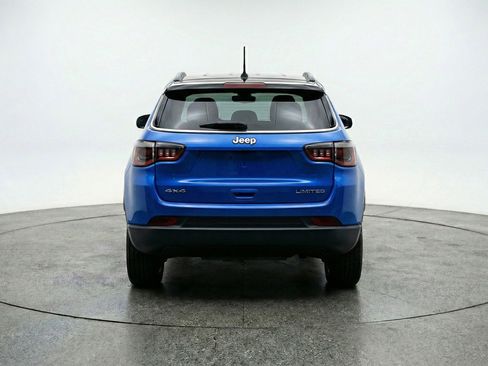 Used 2025 Jeep Compass Limited AWD/4WD image 7
