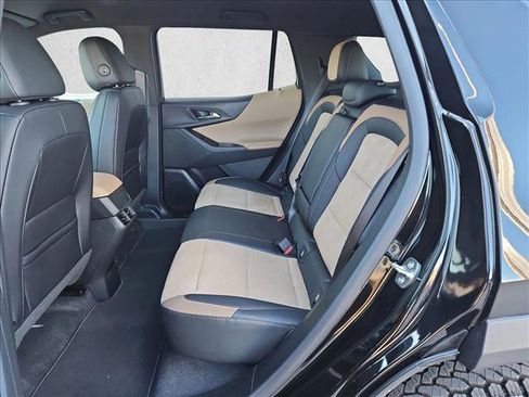 New 2026 Chevrolet Equinox ACTIV image 16