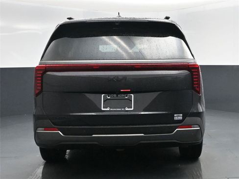 New 2026 Kia Carnival SX Prestige image 13