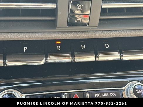 Used 2020 Lincoln Corsair Reserve w/ Appearance Package FWD image 32