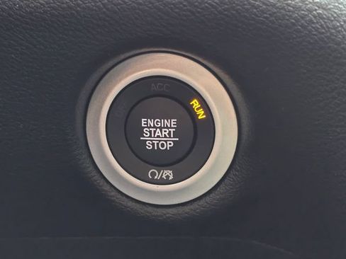 New 2027 Chrysler Pacifica LX FWD image 22