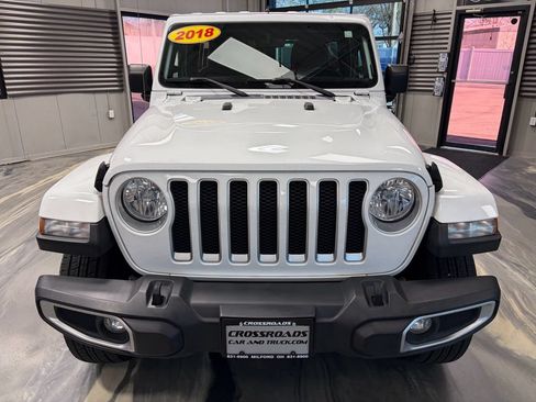 Used 2018 Jeep Wrangler Unlimited Sahara w/ Uconnect 4C Nav & Sound Group AWD/4WD image 35